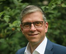 Dr. Torsten Sievers